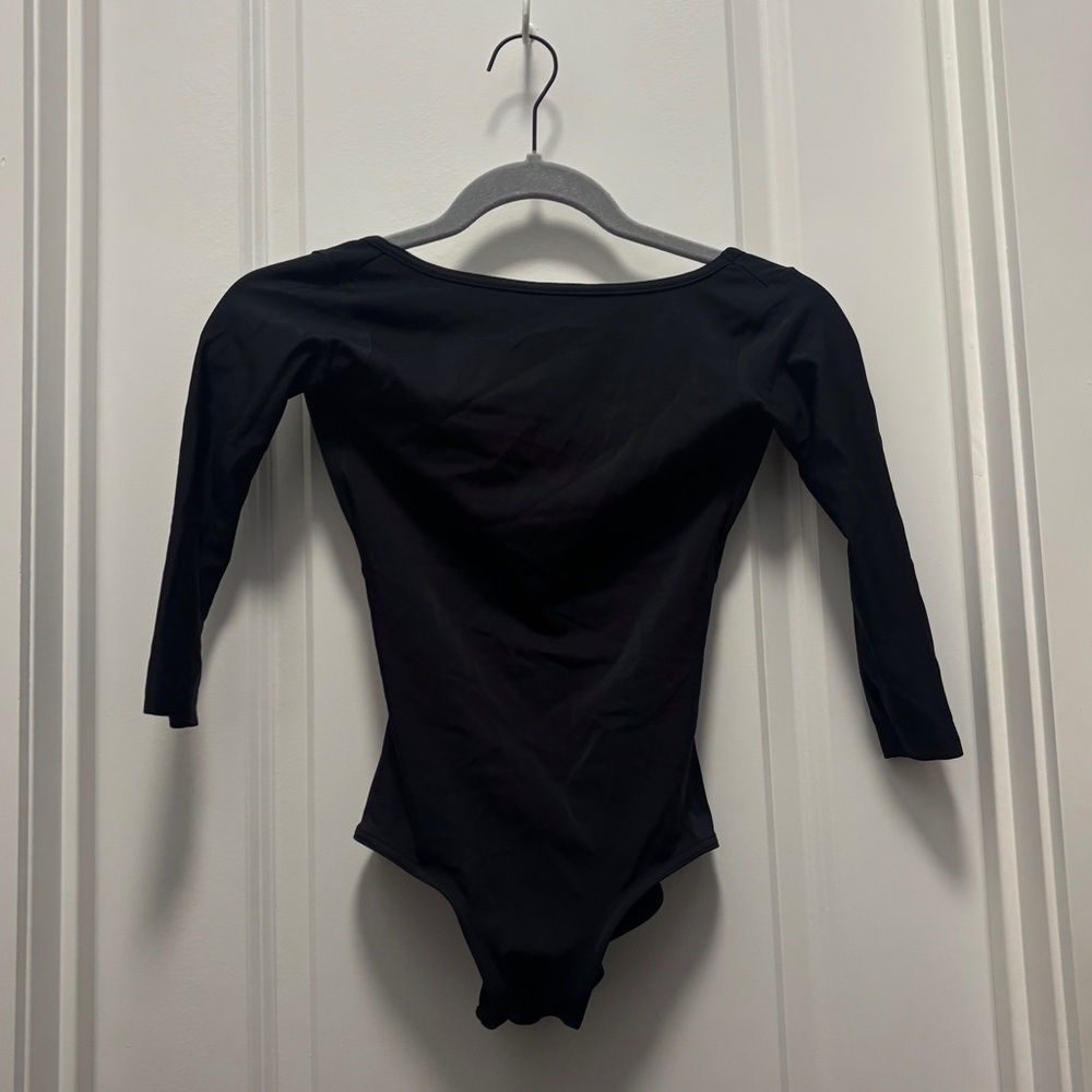 Black Yumiko Leotard With 3/4 Sleeves